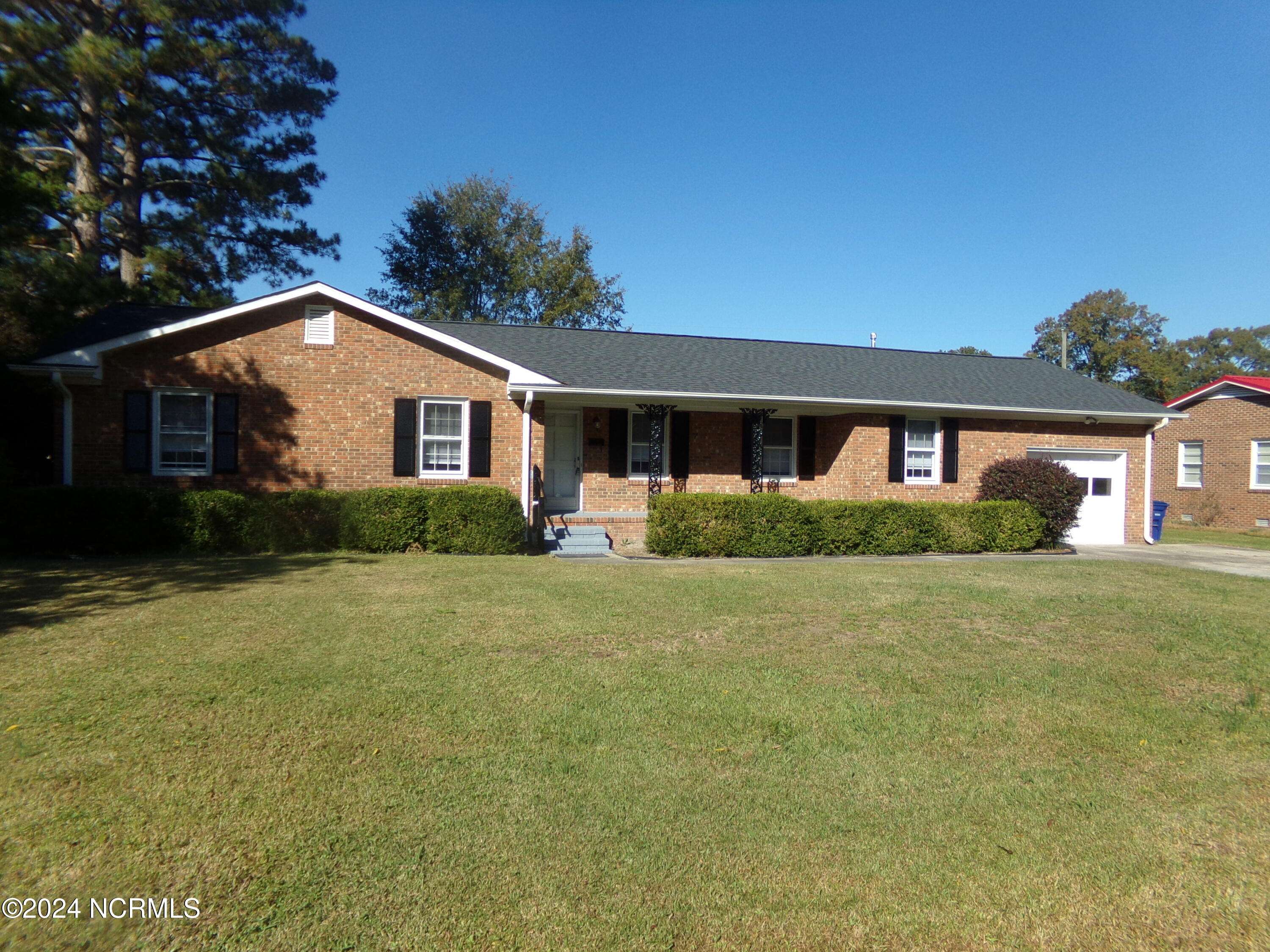 4372 Juanita AVE,  Ayden,  NC 28513