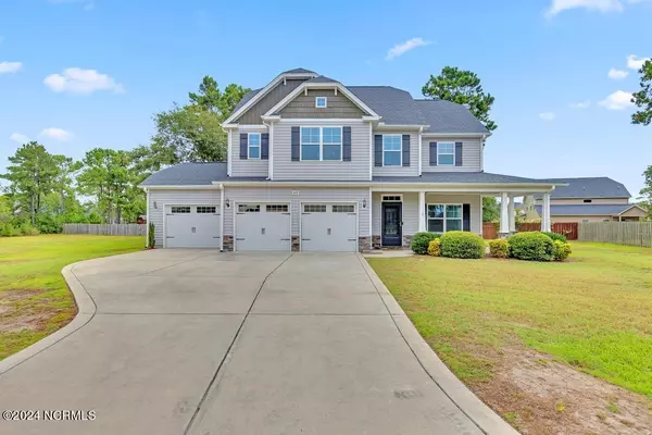 602 Pennywort CT, Sneads Ferry, NC 28460