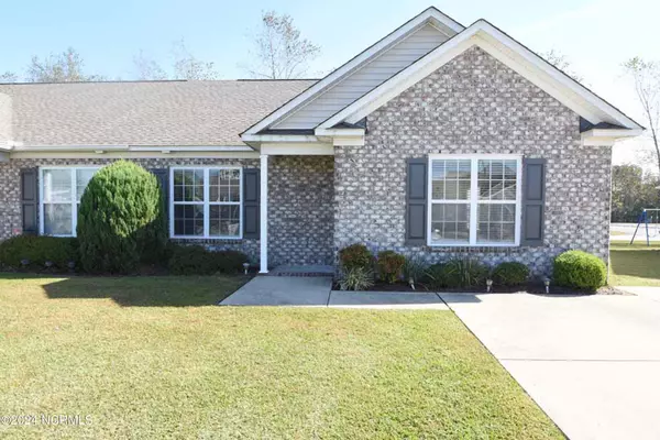 2552 Saddleback DR #B, Winterville, NC 28590