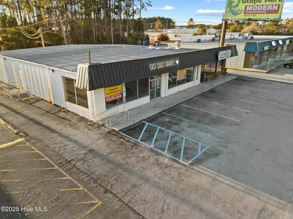 213 Western BLVD, Jacksonville, NC 28546