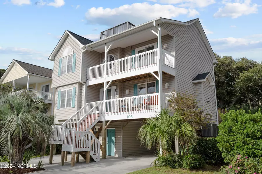 108 Shaes LNDG, Surf City, NC 28445