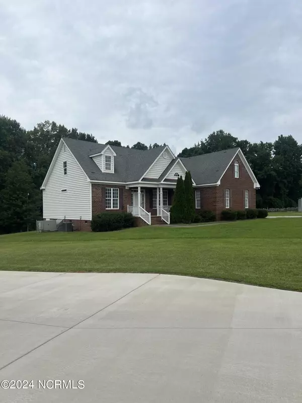 576 Shellcastle RD, Rocky Mount, NC 27804