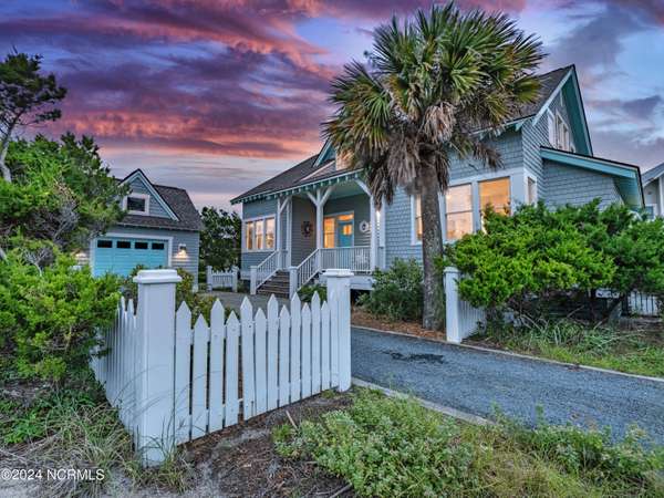 20 Peppervine TRL, Bald Head Island, NC 28461