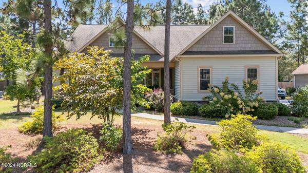 4 Buckley CT, Whispering Pines, NC 28327