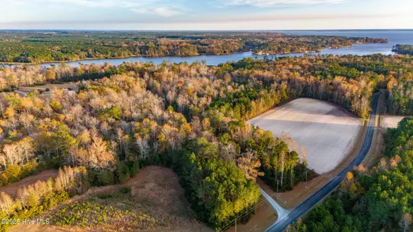 Grantsboro, NC 28529,821 Bennett Neck RD