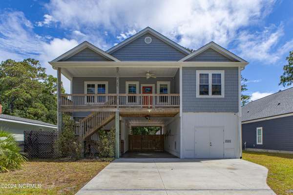 308 NE 52nd ST, Oak Island, NC 28465