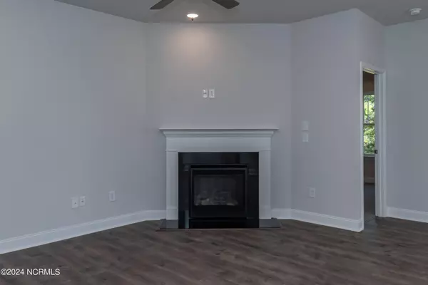 Richlands, NC 28574,601 Central Park WAY