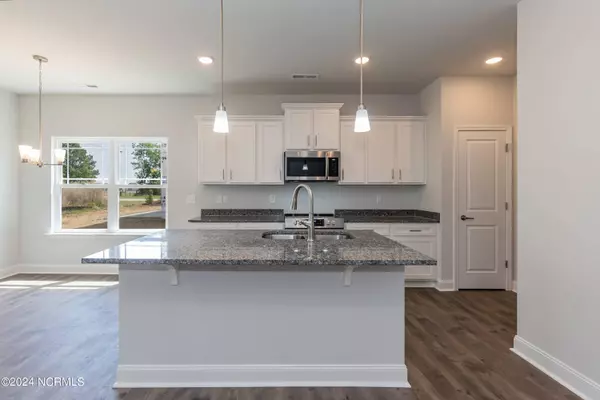 Richlands, NC 28574,601 Central Park WAY