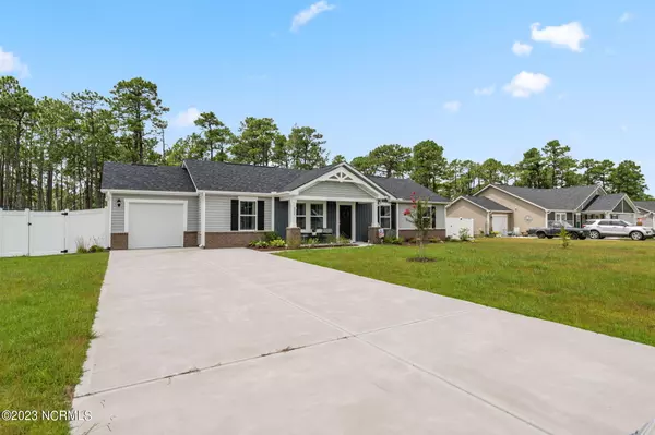 Southport, NC 28461,920 Golf View RD