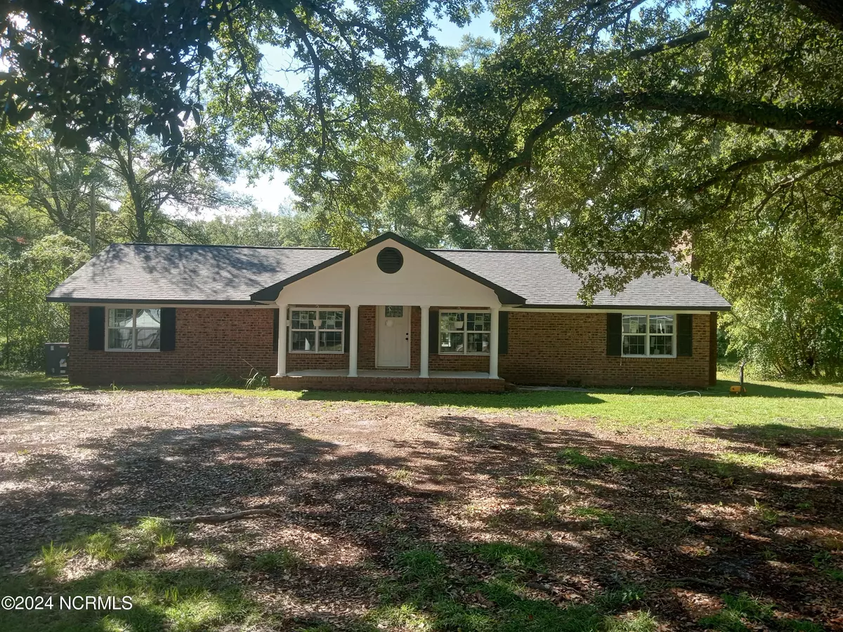 Whiteville, NC 28472,697 Crusoe Island RD