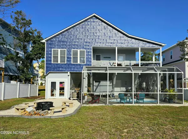 Oak Island, NC 28465,107 SE 71st ST