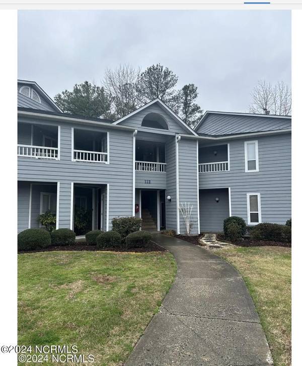 112 Breezewood DR #E, Greenville, NC 27858