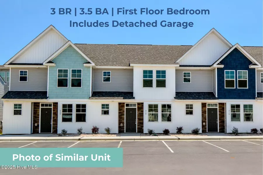 217 Sandy Cove LN, Sneads Ferry, NC 28460