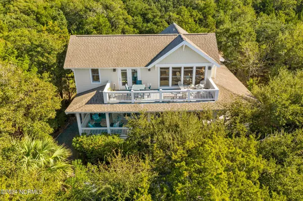 123 W Bald Head Wynd, Bald Head Island, NC 28461