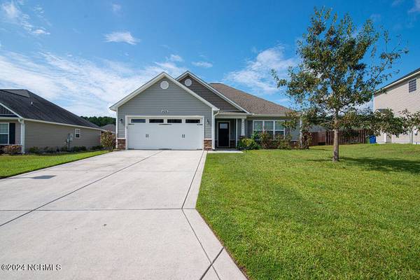 426 Derrick DR, Sneads Ferry, NC 28460