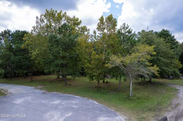 46 Edgecomb Community Center RD, Hampstead, NC 28443