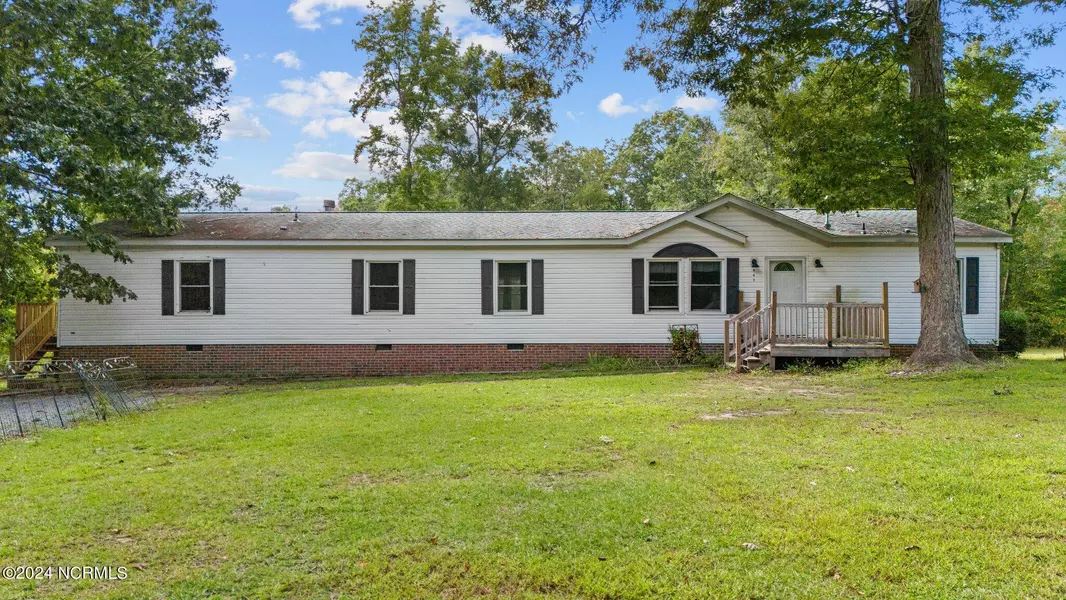 445 Jannie LN, Carthage, NC 28327