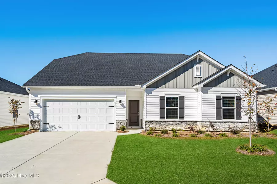 628 Blackthorne CIR NW, Calabash, NC 28467