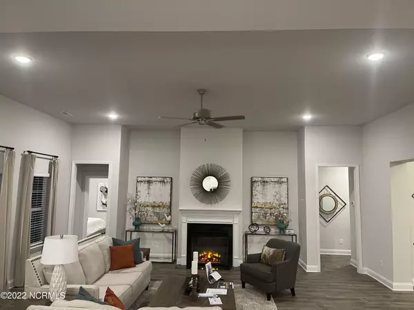 Grimesland, NC 27837,430 Seashore ST