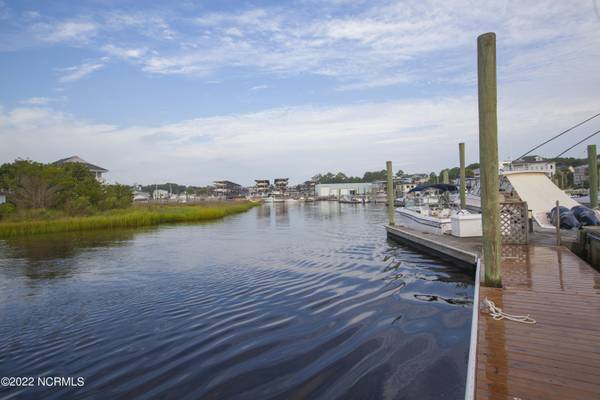 Wilmington, NC 28409,801 Paoli CT #35' Wet Slip #83