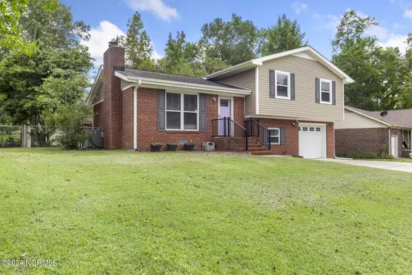 Jacksonville, NC 28540,109 Stillbrook CT