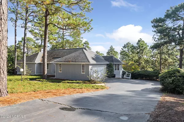 Pinehurst, NC 28374,27 Deerwood CT