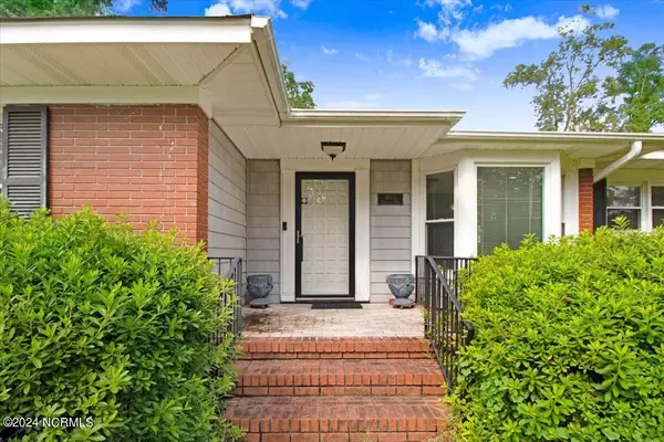 Kinston, NC 28504,1803 Sedgefield DR