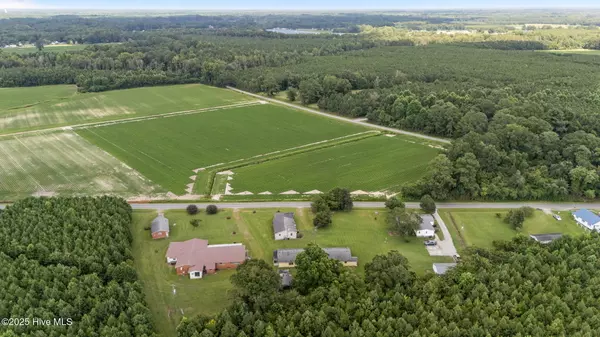 Williamston, NC 27892,1814 Hickory Grove RD