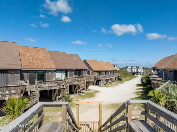 North Topsail Beach, NC 28460,892 New River Inlet RD #22