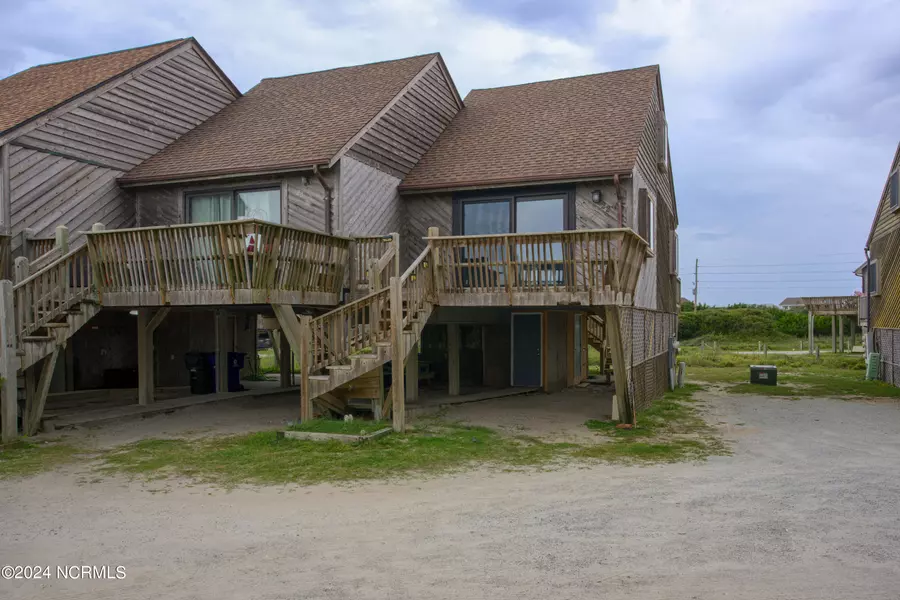 892 New River Inlet RD #22, North Topsail Beach, NC 28460