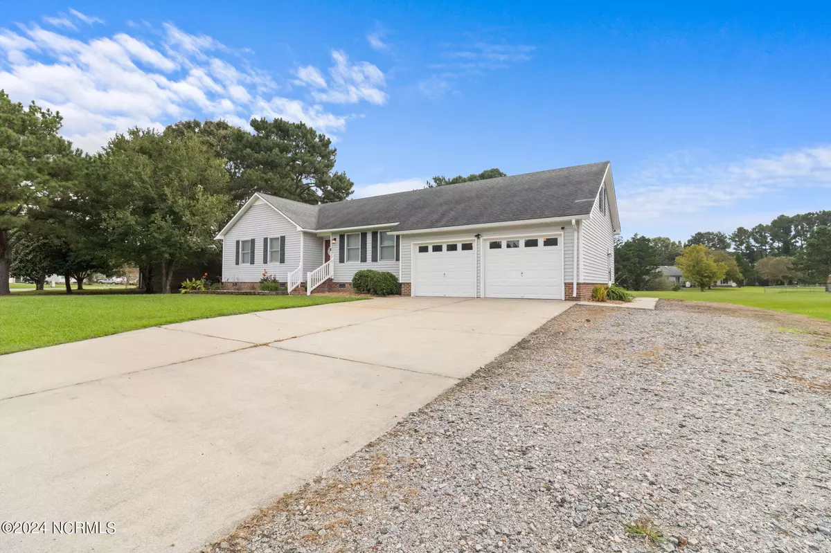 Elizabeth City, NC 27909,300 Travis DR