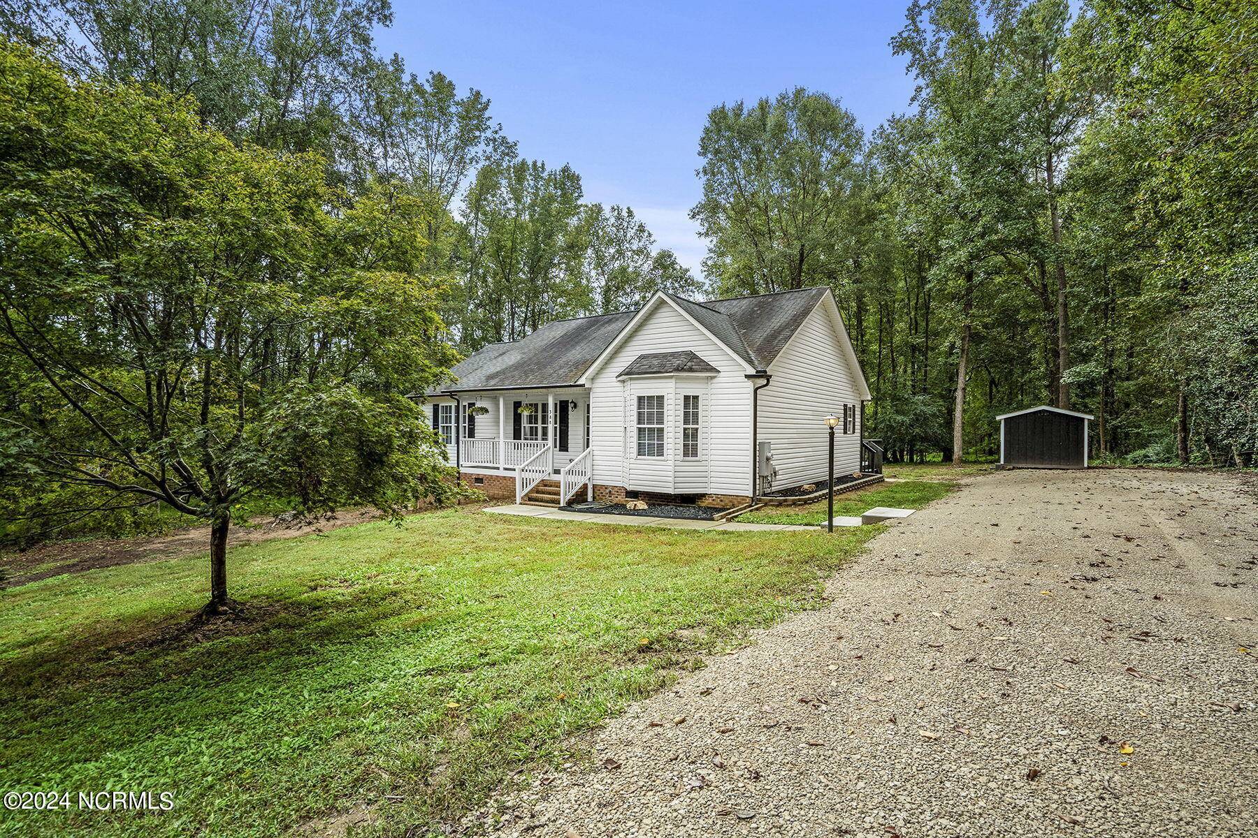388 Wyndfall LN, Clayton, NC 27527