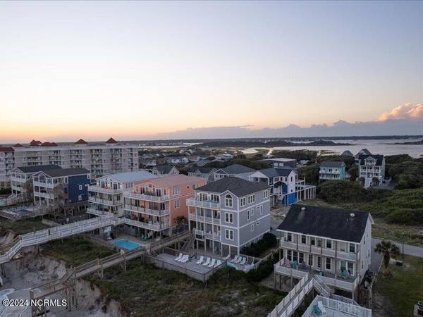 North Topsail Beach, NC 28460,37 Porpoise PL