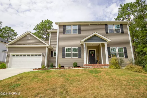 1790 Longleaf DR E, Pinehurst, NC 28374