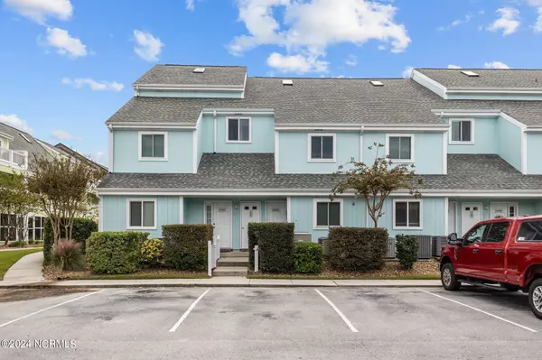 9201 Coast Guard RD #G102, Emerald Isle, NC 28594