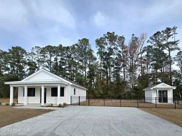 Swansboro, NC 28584,113 Long Pond LOOP