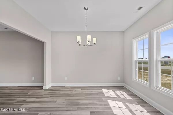 Stella, NC 28582,102 Coastal Meadows DR