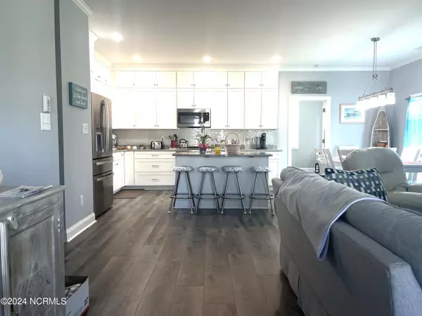 Pine Knoll Shores, NC 28512,113 Evergreen LN