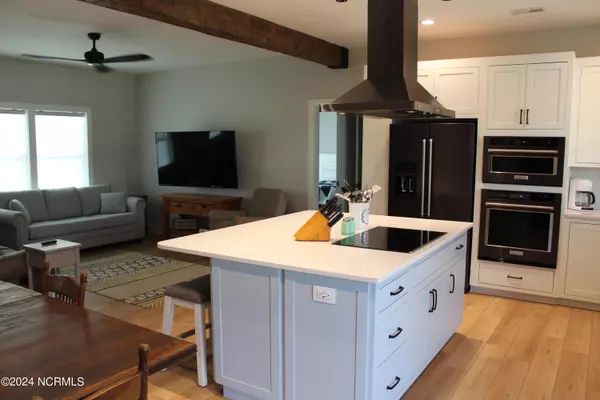 Supply, NC 28462,317 Stone Chimney RD SW #1