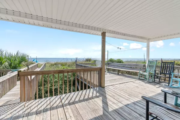 Holden Beach, NC 28462,921 Ocean BLVD W