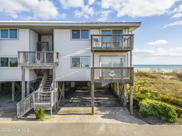 926 N Anderson BLVD #E214, Topsail Beach, NC 28445