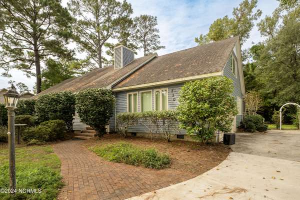 110 Olde Point RD, Hampstead, NC 28443