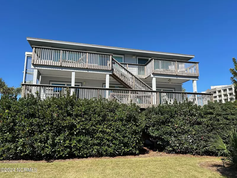 10 Sea Oats LN, Wrightsville Beach, NC 28480
