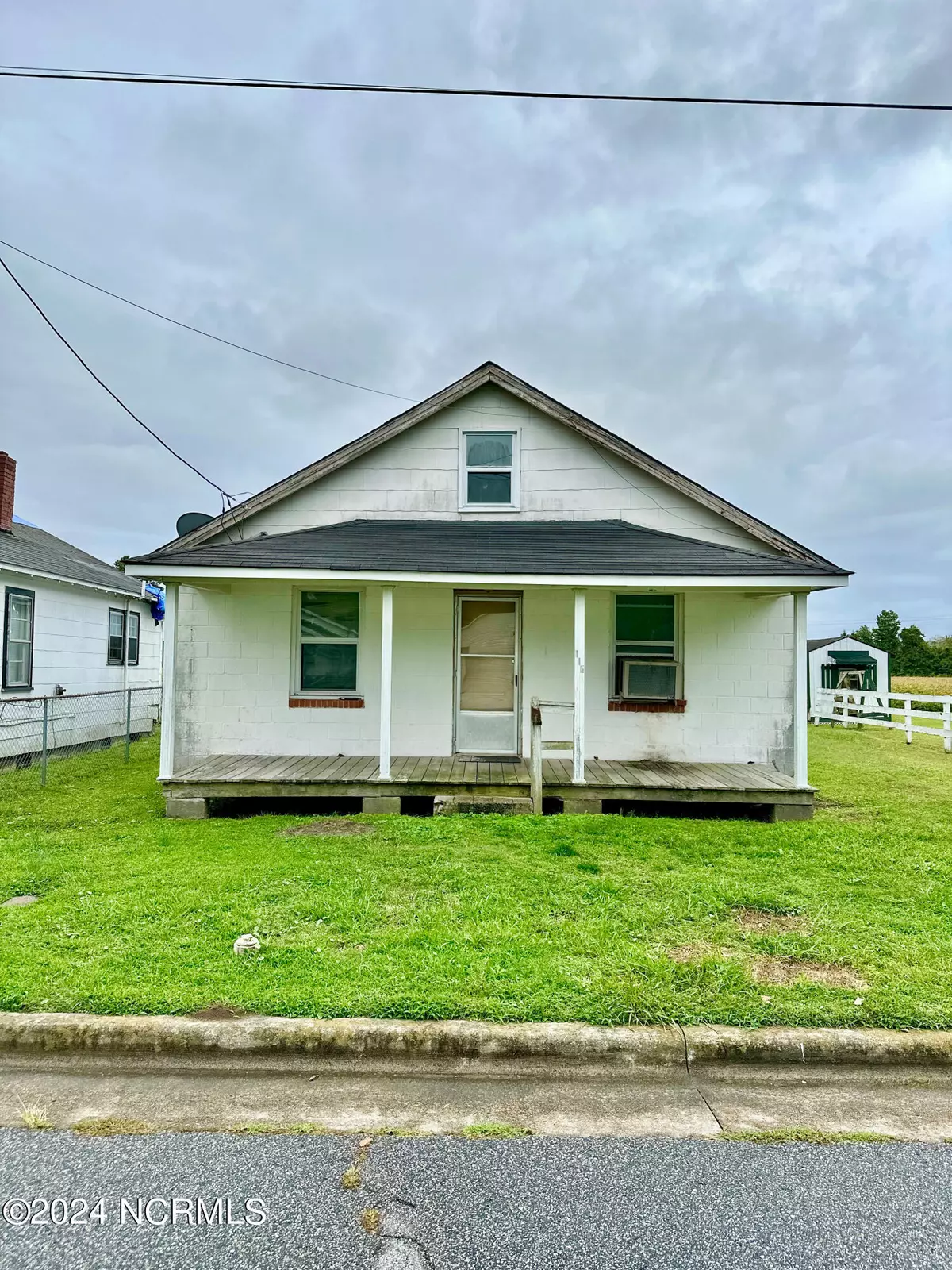 Elizabeth City, NC 27909,115 Celeste ST