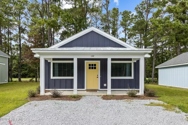 Swansboro, NC 28584,121 Long Pond LOOP