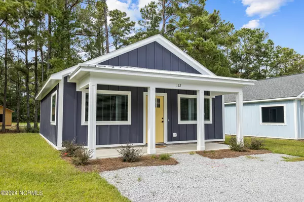 Swansboro, NC 28584,121 Long Pond LOOP