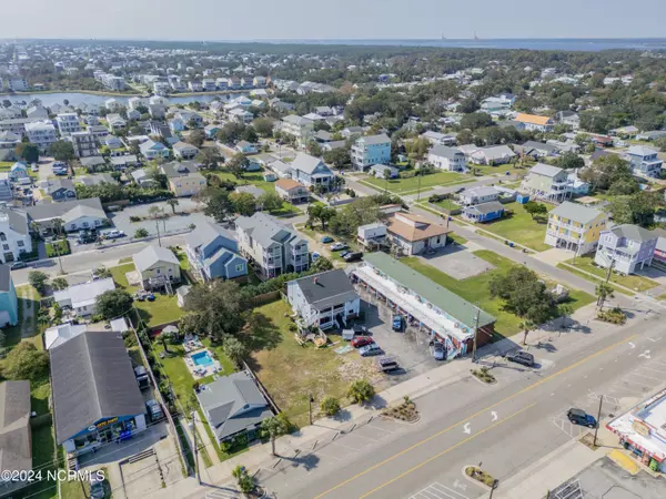 Carolina Beach, NC 28428,218 Charlotte AVE