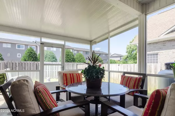 Wilmington, NC 28412,401 Titleist LN