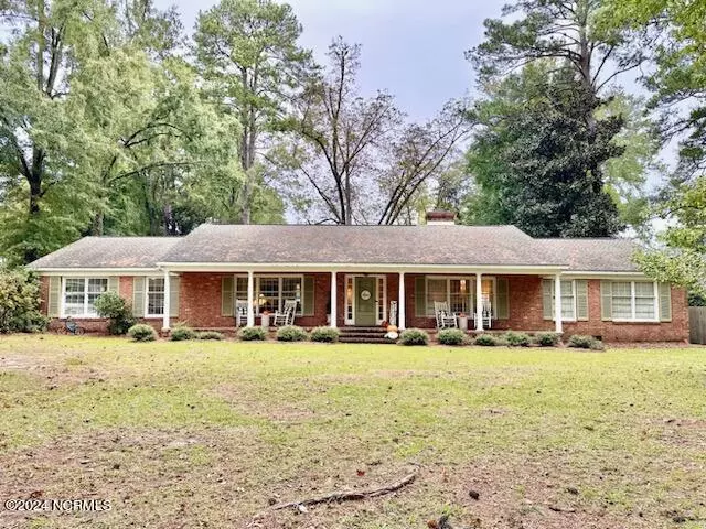 Whiteville, NC 28472,500 Bob White LN