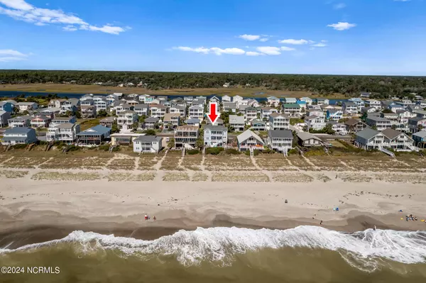 Holden Beach, NC 28462,211 Ocean BLVD W